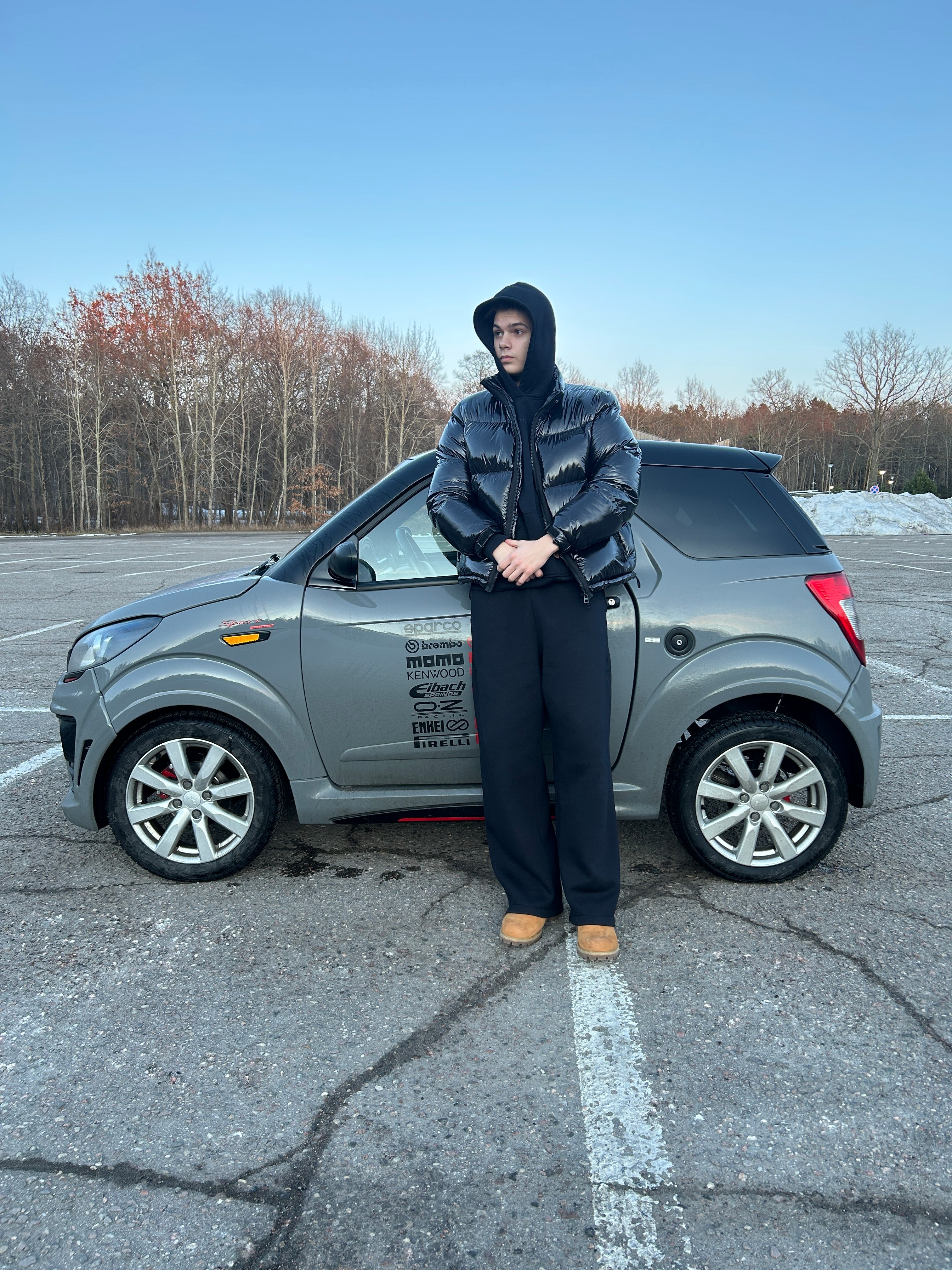 Courtivo Navy Sweatpants